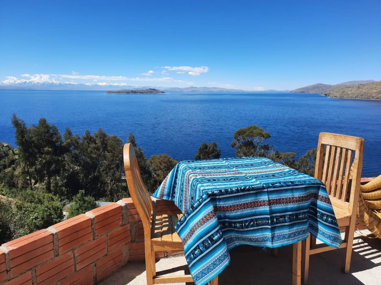 Las Cabanas Lodge Isla del Sol ภายนอก รูปภาพ