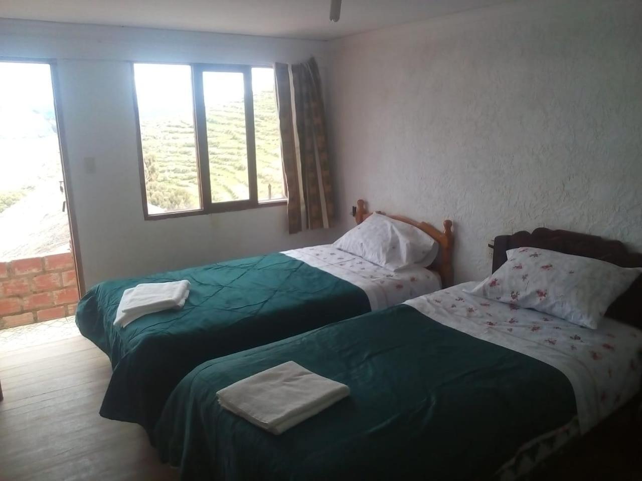 Las Cabanas Lodge Isla del Sol ภายนอก รูปภาพ