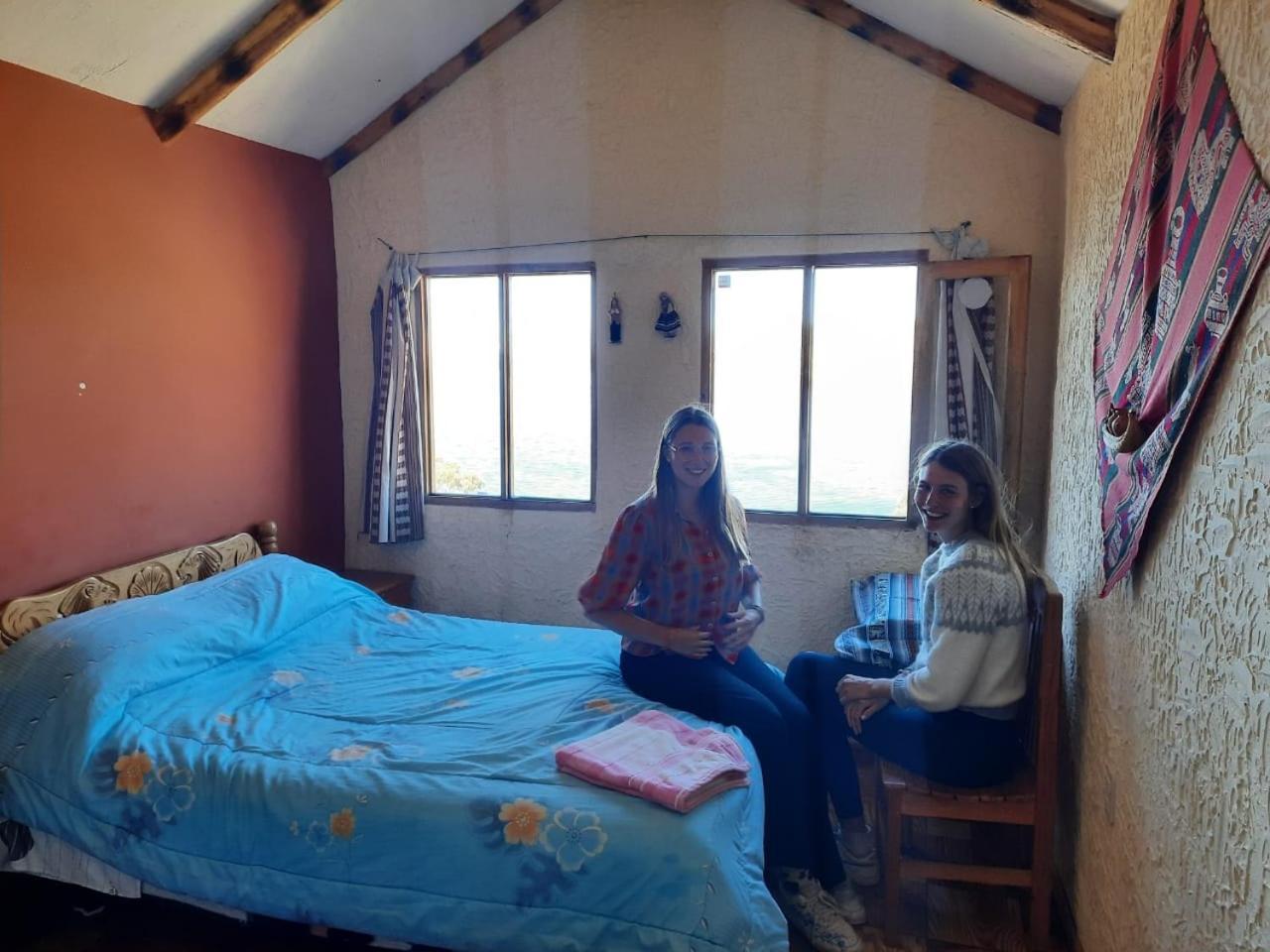 Las Cabanas Lodge Isla del Sol ภายนอก รูปภาพ