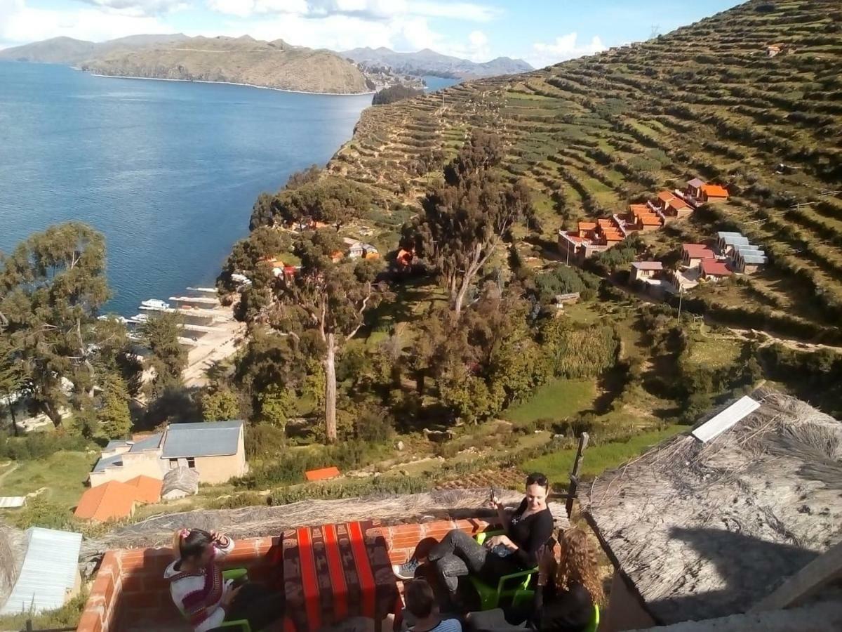 Las Cabanas Lodge Isla del Sol ภายนอก รูปภาพ